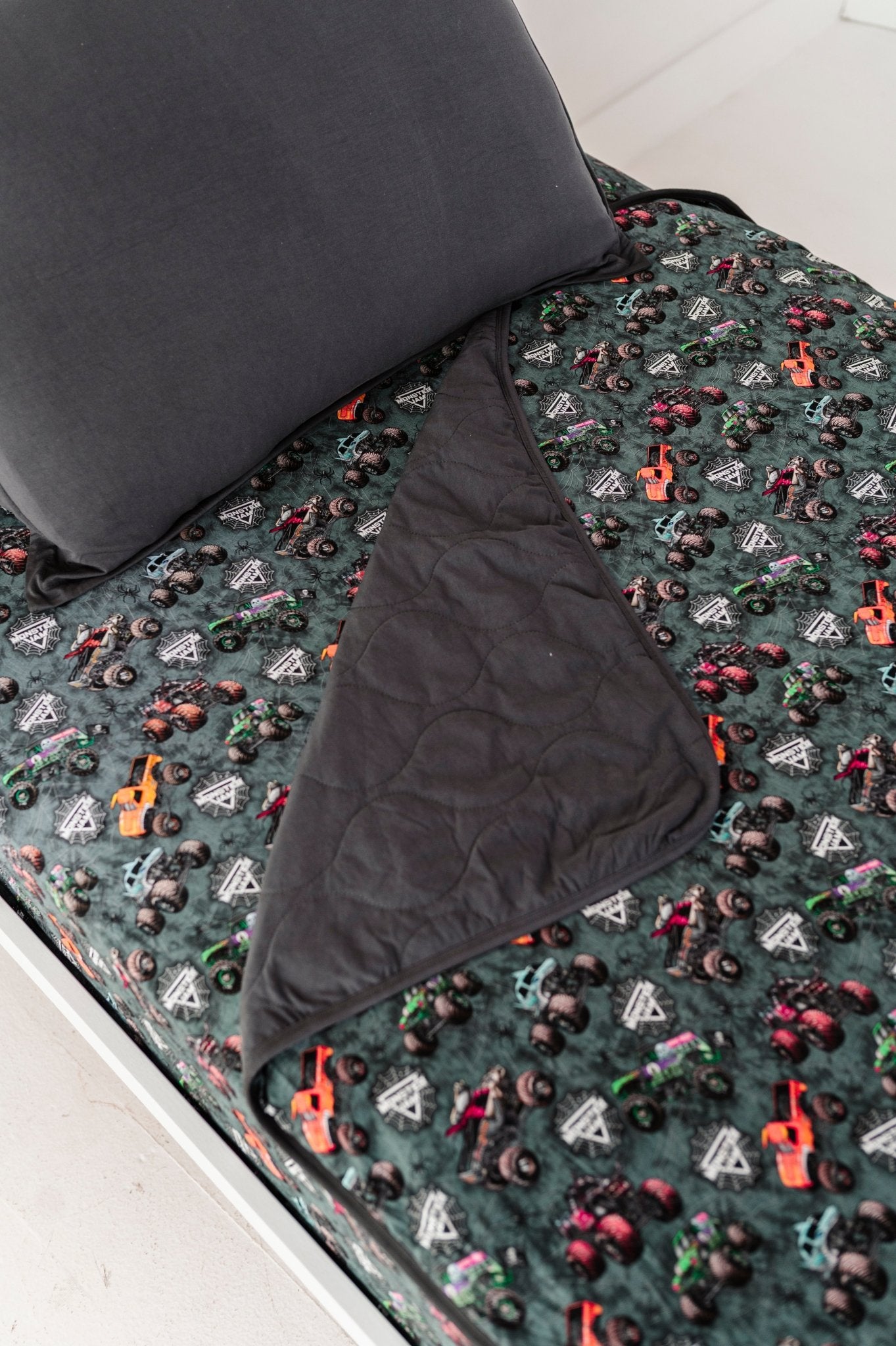 Twin Fitted Sheet - Monster Jam™ Web Of Wreckage - The Sleepy Sloth