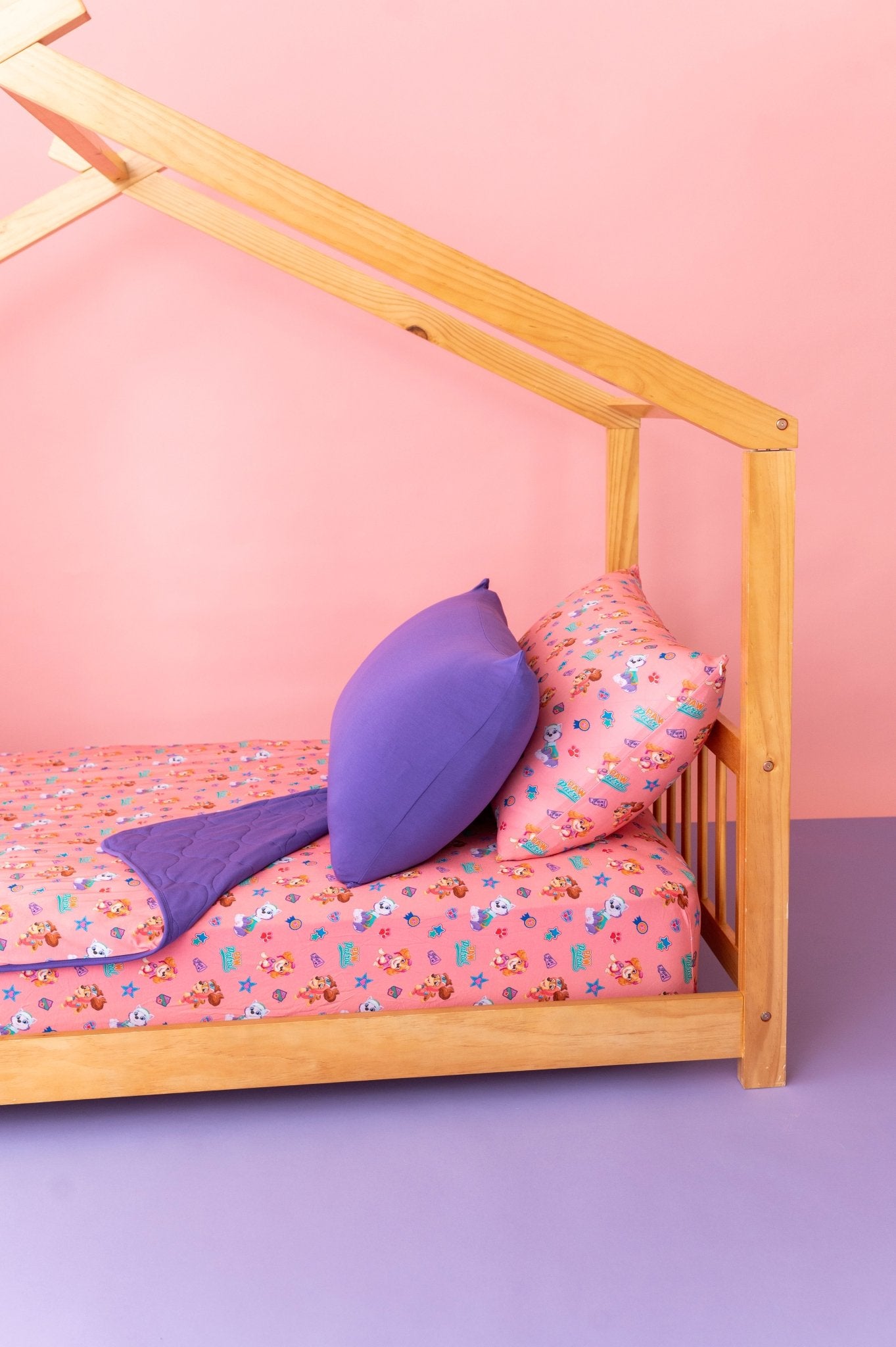 TWIN FITTED SHEET - PAW PATROL™ ALL - STARS PAWfect Pink Crew - The Sleepy Sloth