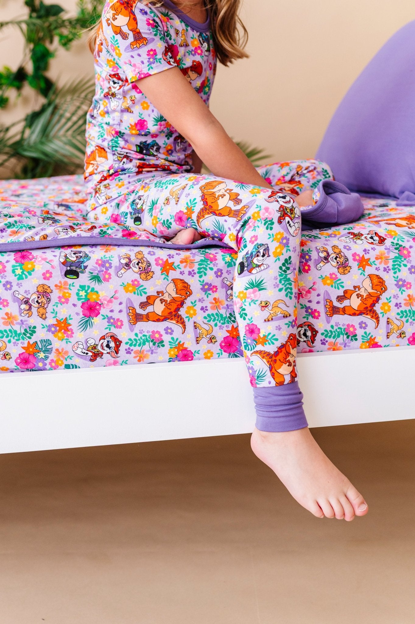 Twin Fitted Sheet - PAW Patrol: The Dino Movie™ Isla Bloom - The Sleepy Sloth