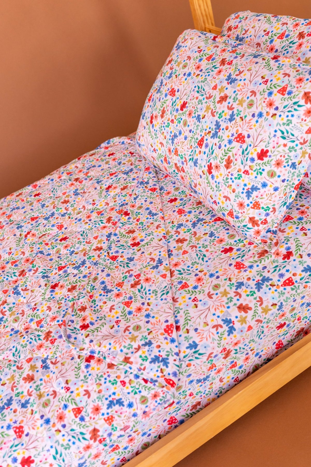 Twin Fitted Sheet - Toadstool Meadow - The Sleepy Sloth
