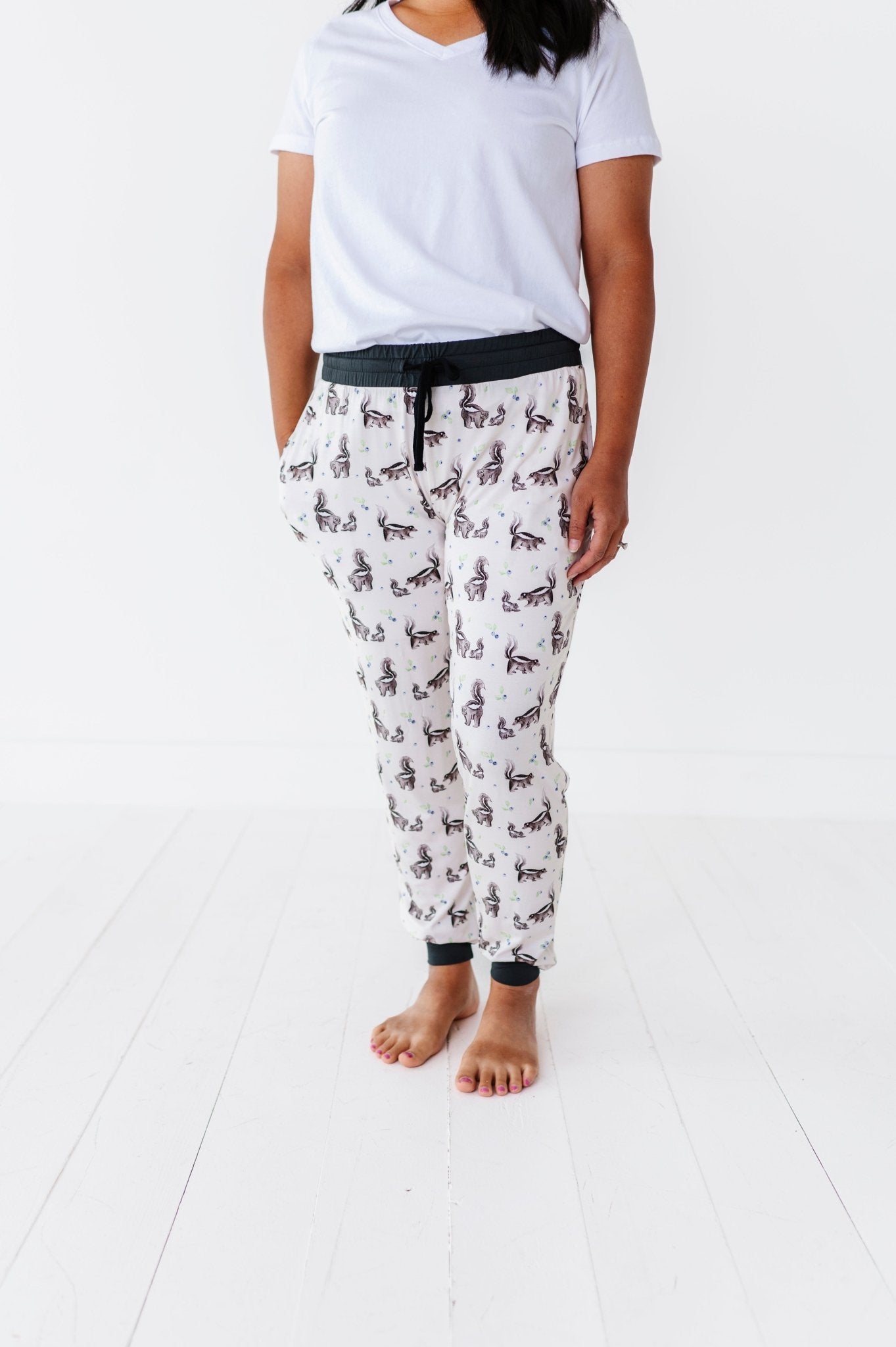 WOMEN'S SLEEPY PANTS - BERRY STINKY - The Sleepy Sloth